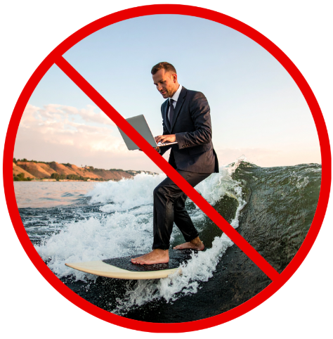 surfer qui travaille avec son pc
